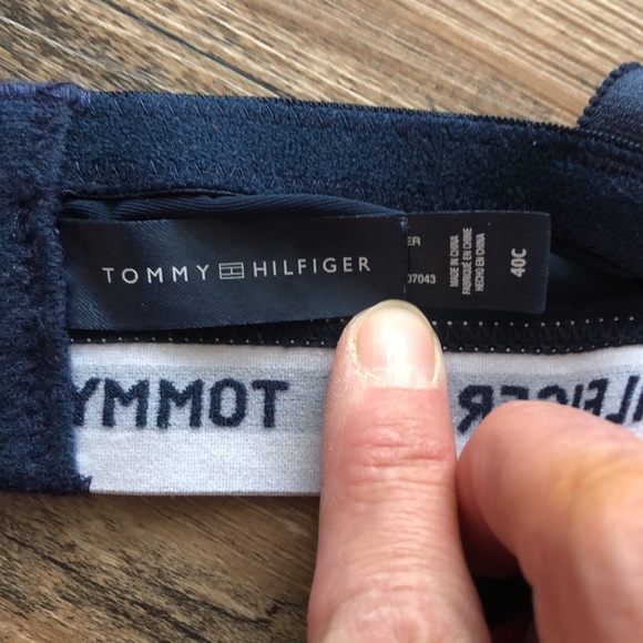Tommy Hilfiger 40C lightly padded navy bra - Picture 10 of 11